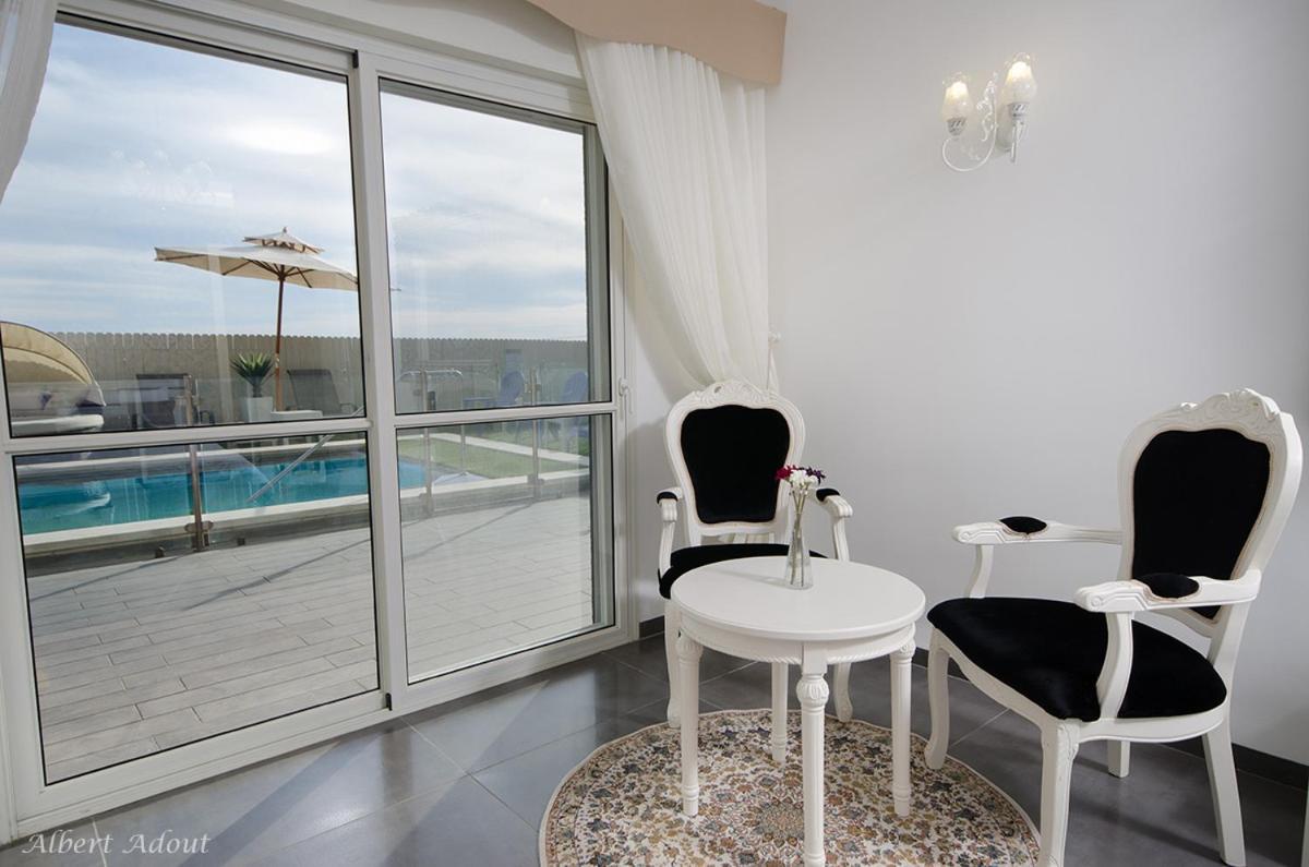 וילה כינור המלך דויד Villa Manot Eksteriør billede